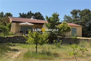 villa à la vente -   13790  PEYNIER, surface 136 m2 vente villa - UBI482804255
